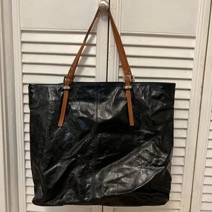 Latico tote, genuine leather and in perfect condition. Used only 2-3x